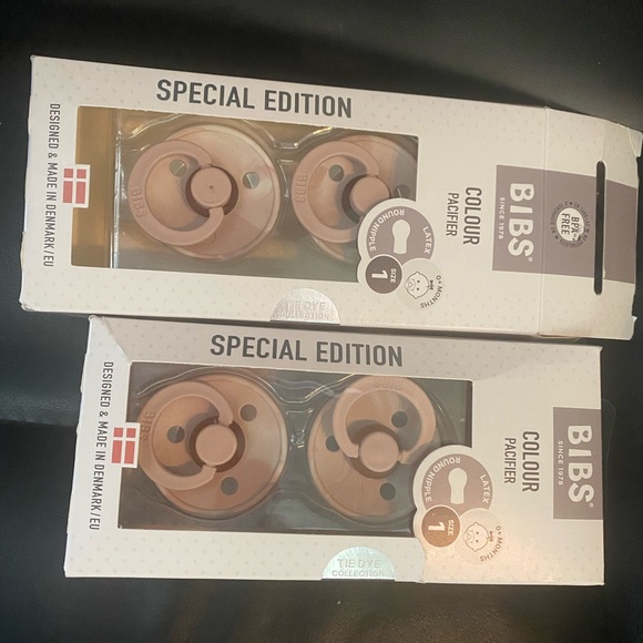 NIB BIBS Round Pacifier Size 1 - Blush Ivory - Picture 1 of 1